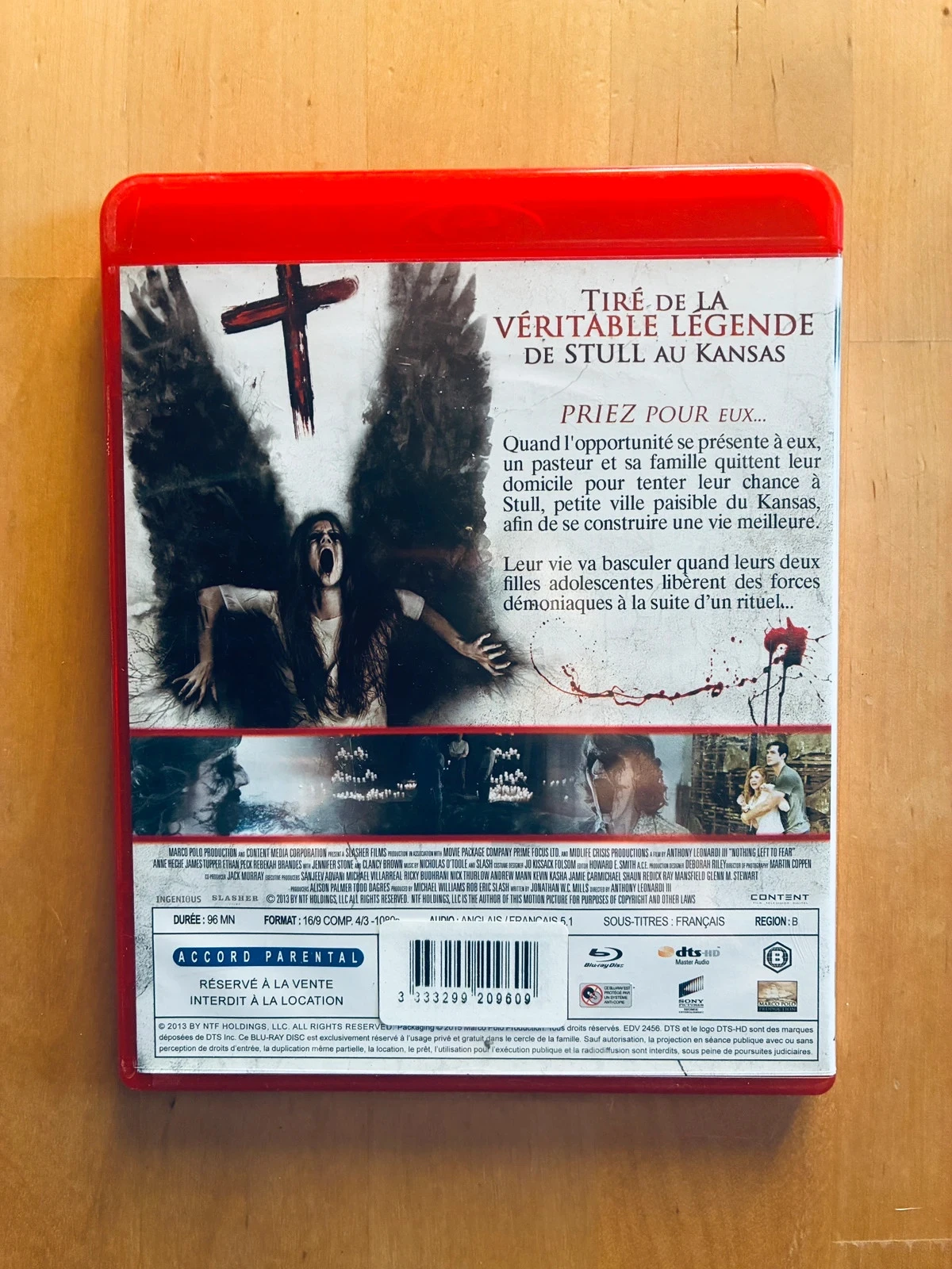 Blu-ray As Portas do Inferno: A Lenda de Stull. – photo 3